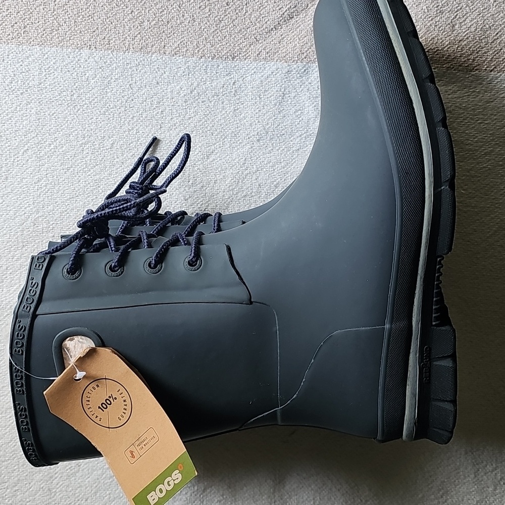 Bogs Lace-Up Waterproof Plush Lined Amanda Boots in Dark Grey - Picture 1 of 9